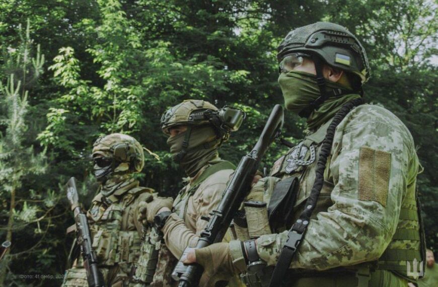 Росіяни сунуть на трьох напрямках: карта фронту від Deep State