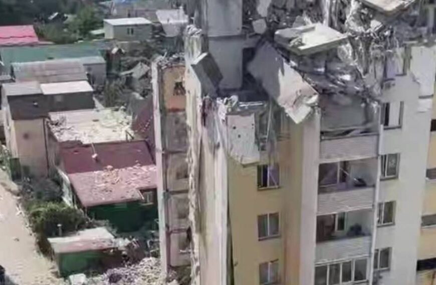 У Саратові вибухнув газ: обвалилося 10 поверхів будинку, є загиблі