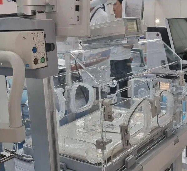 Китаянка стала матір'ю у 59 років: як протікала вагітність