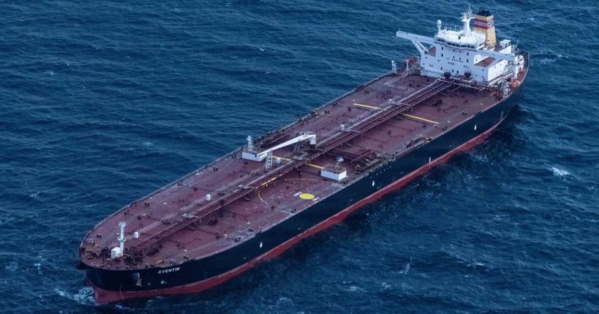 Нафтовий танкер