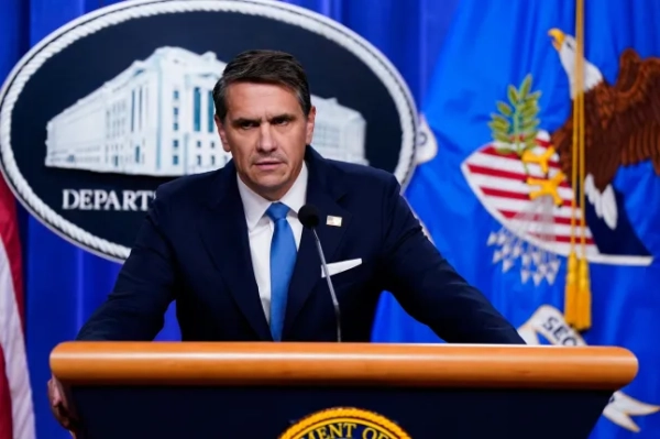 Заступник Генерального прокурора США Тодд Бланш виступає під час прес-конференції в Міністерстві юстиції у Вашингтоні, округ Колумбія, США, 30 січня 2026 року. REUTERS/Елізабет Франц