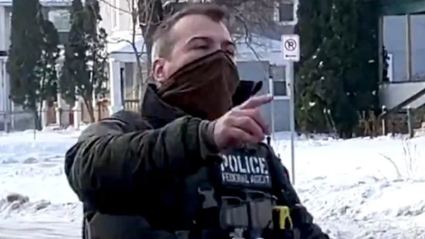 Агент ICE, який застрелив жінку в Міннеаполісі, зняв відеозапис