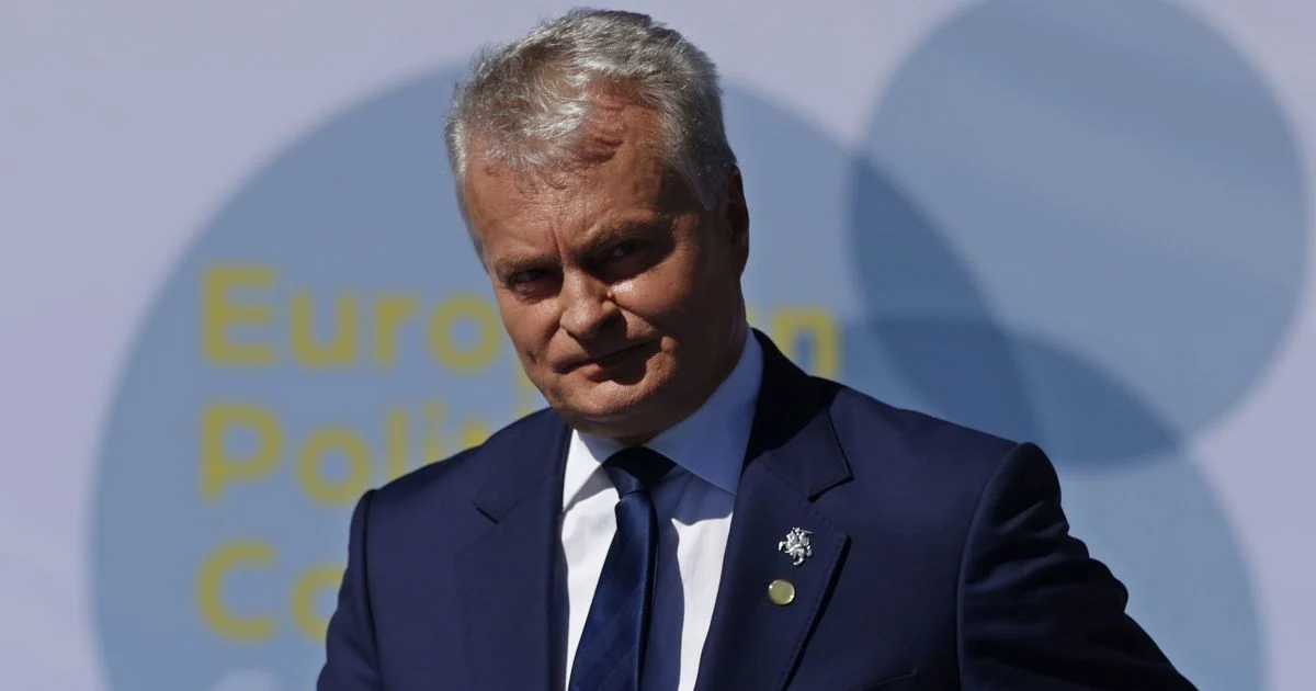 Гітанас Науседа