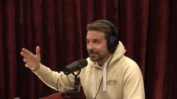 Досвід Джо Рогана №2435 - Бредлі Купер