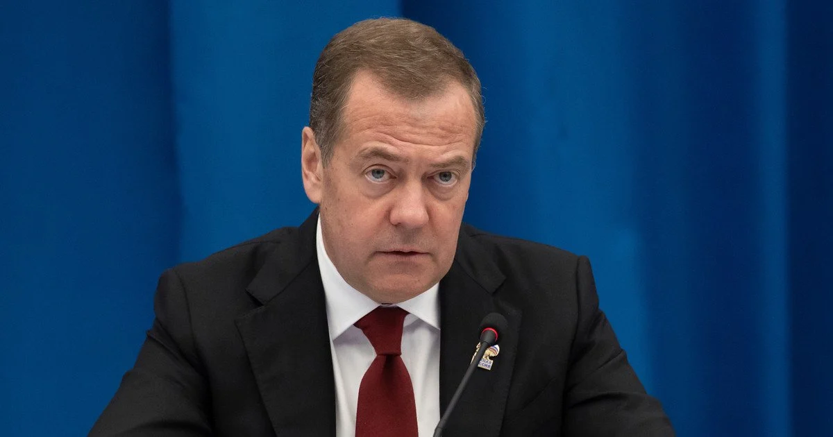 Нове марення з Кремля: Медведєв хоче захопити Гренландію