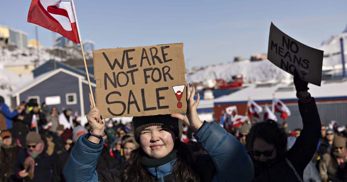 Гренландія терміново готує населення