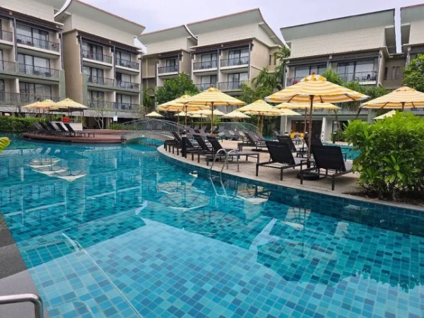 Le Meridien Khao Lak Resort & Spa