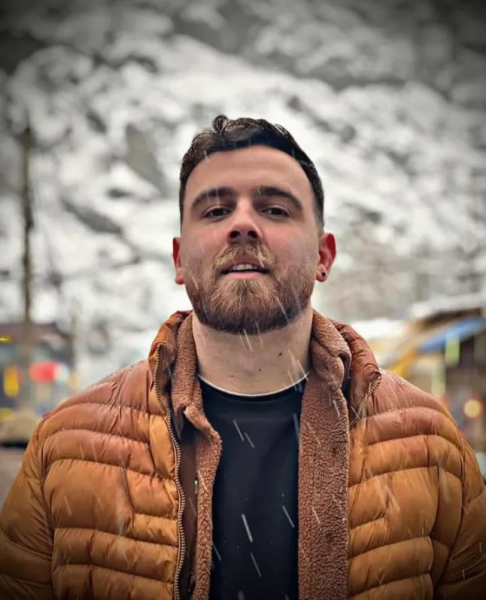 В Ірані планують стратити через повішення правозахисника Ерфана Солтані за протести.