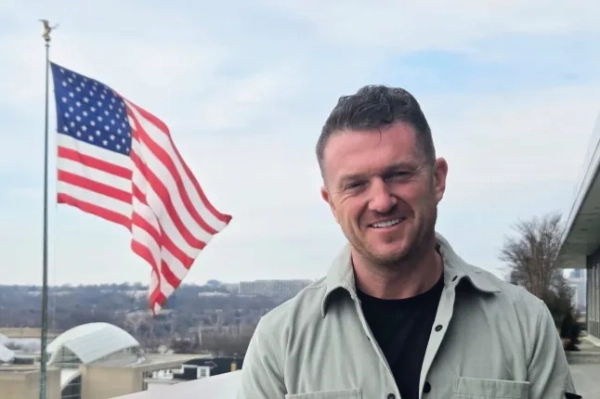 Прийом Томмі Робінсона адміністрацією Трампа «має стати сигналом тривоги»