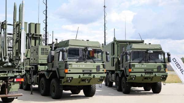 Швидка допомога в захисті неба та інше: ранкові домовленості на “Рамштайні” принесли значні рішення для України.