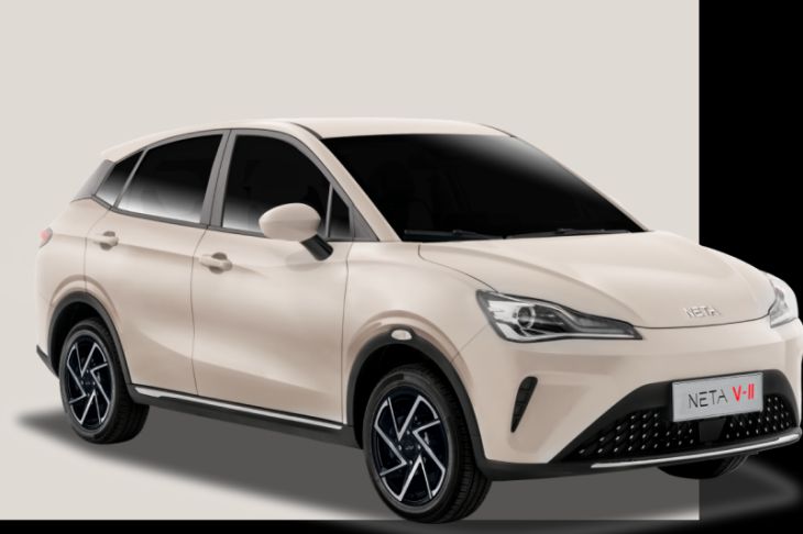 Neta V 2024 проти Voyah Free 2025 – мультимедіа