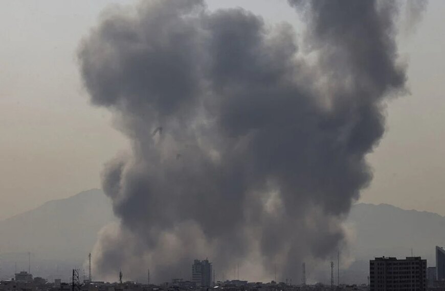 Іран завдав ракетного удару по американській військовій базі в Бахрейні.