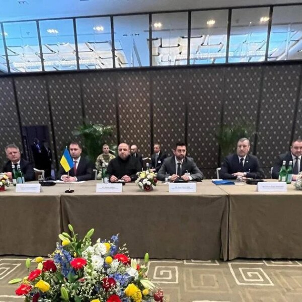 Женевські перемовини: мета приїзду делегацій з Британії та Франції