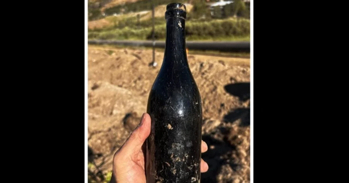 Знайдена археологами пляшка з алкоголем