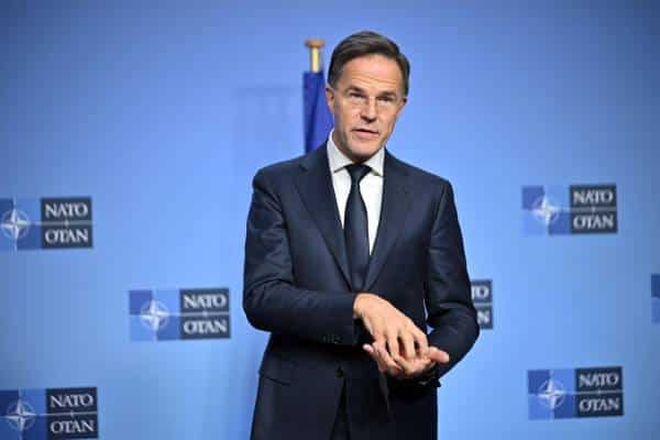 На 24, 48 та 72 години: Рютте трохи розповів про безпекові гарантії Україні