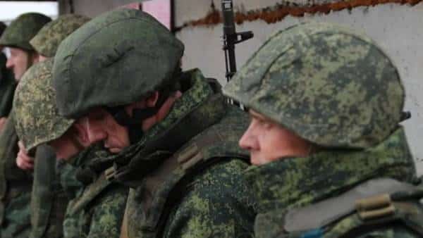 Величезна різниця: британська розвідка оприлюднила пропорції втрат України й Росії у війні.