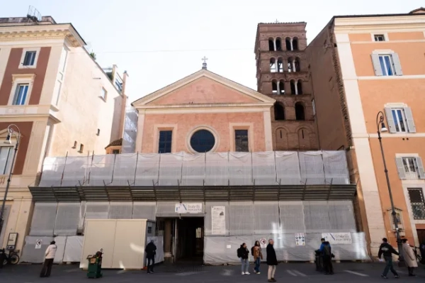 BGUK_3478156 - Рим, ІТАЛІЯ Відреставрована фреска в базиліці Сан-Лоренцо-ін-Лучина, на якій, схоже, зображено прем'єр-міністра Італії Джорджію Мелоні. Фото: Загальний вигляд. BACKGRID UK, 2 ЛЮТОГО 2026 РОКУ. ОБОВ'ЯЗКОВО ДО ПРОЧИТАННЯ: COBRA TEAM / BACKGRID UK: +44 208 344 2007 / uksales@backgrid.com США: +1 310 798 9111 / usasales@backgrid.com *Зображення, що містять дітей. Будь ласка, пікселізуйте обличчя перед публікацією*