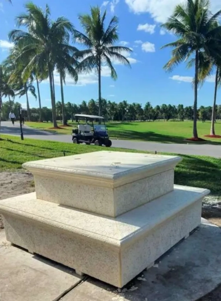 Статуя патріота, також відома як «Дон Колос» (Фото: Жетон патріота)