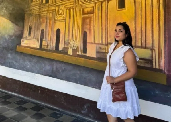 Докторку Хелен Массіелл Гарай Санчес, анестезіолога, знайшли мертвою в морозильній камері магазину Dollar Tree в Маямі, в районі Літтл-Гавана, 14 грудня 2025 року. Посилання - її подруга Андреа Тамара Кампос - https://www.facebook.com/andietamara Посилання - її GoFundMe - https://www.gofundme.com/f/ayuda-a-traer-a-la-dra-helen-garay-a-casa