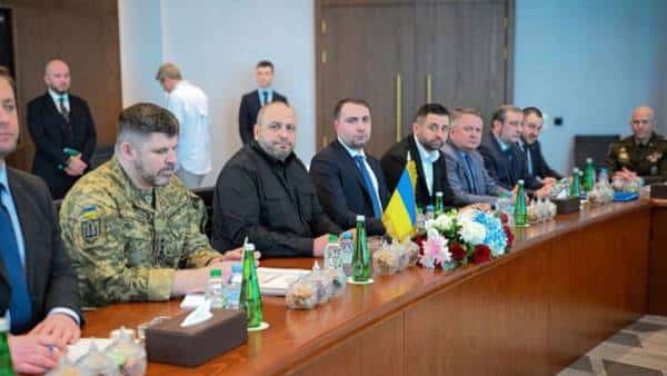 Росія йде на поступки: експертна оцінка переговорів в Абу-Дабі