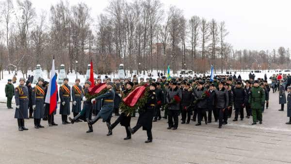 Мінус понад тисяча загарбників та техніка: російські втрати у війні станом на 9 лютого.