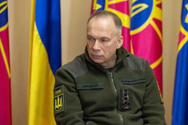 Сирський назвав кількість російських вояків та щоденні втрати ворога на передовій.