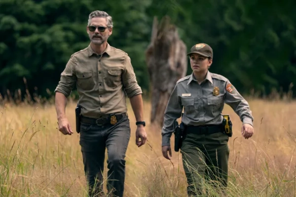 Неприборкані. (Зліва направо) Ерік Бана в ролі Кайла Тернера, Лілі Сантьяго в ролі Наї Васкес в 102-му епізоді серіалу «Неприборкані». Режисер Рікардо Хаббс/Netflix ?? 2025