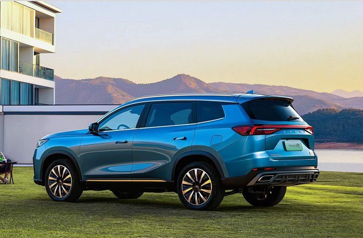 Битва драконів: преміальний Chery Tiggo 8 Pro проти бюджетного гіганта Haval M6