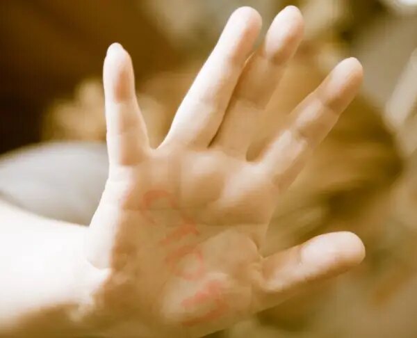 Який палець на руці росте найшвидше: перевірте на собі