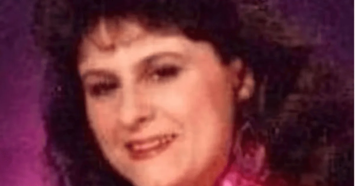 Мішель Гандлі Сміт Мішель Гандлі Сміт