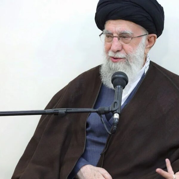 Помилковий крок дозволив виявити іранську верхівку: деталі від WSJ