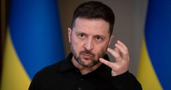 “Число дурнів по той бік не зменшиться”: Зеленський озвучив першочергове…