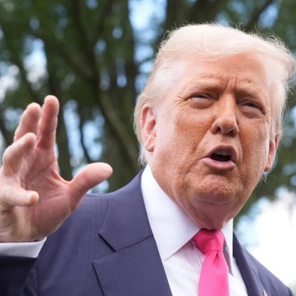 Трамп повідомив про нищівний напад на Іран та вказав термін