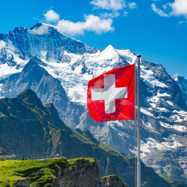 Швейцарія не дозволить американській авіації перетинати свій повітряний простір у…