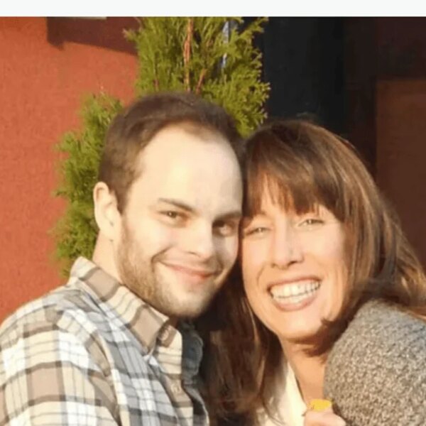 Чоловік кинув жінку через кохання до власної матері: він поділився&hellip;