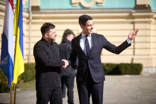 Существенный посыл Украине: подробности киевского визита нового главы правительства Нидерландов