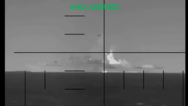 Підводний човен торпедував іранський військовий корабель – це перший подібний&hellip;