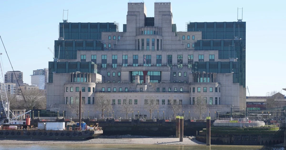 Після атаки Ірану на Кіпр Лондон змінює політику — що відомо