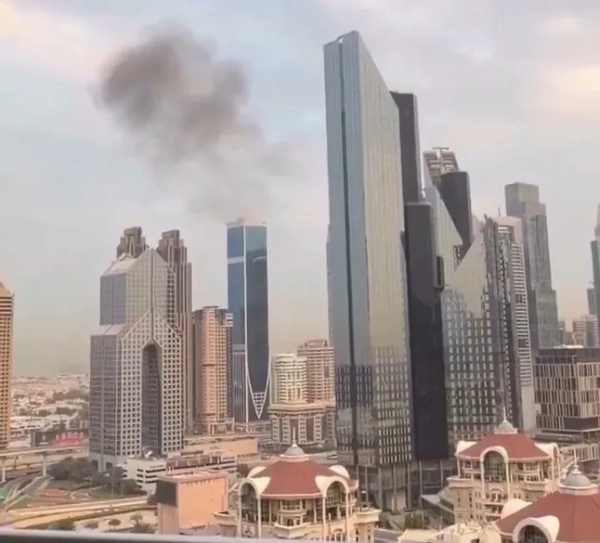 Нерозбірливі захоплення: уламки від перехоплення впали на будівлю в Дубаї