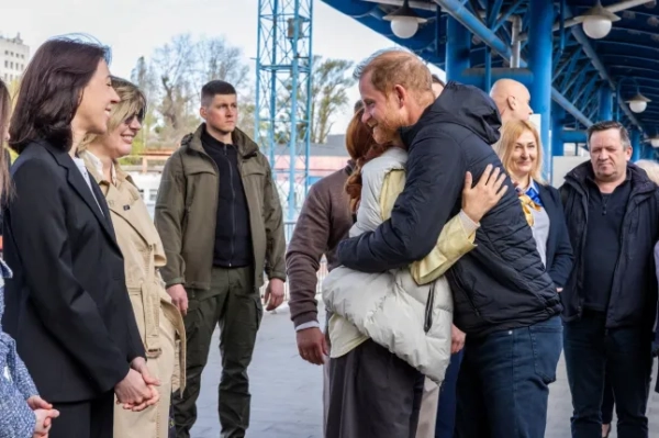 Принц Гаррі здійснив несподіваний візит до України та закликав Путіна&hellip;