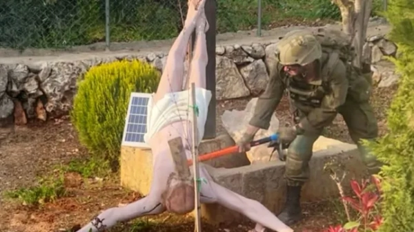 Ізраїльських солдатів ув'язнили після того, як вони розбили статую Ісуса&hellip;