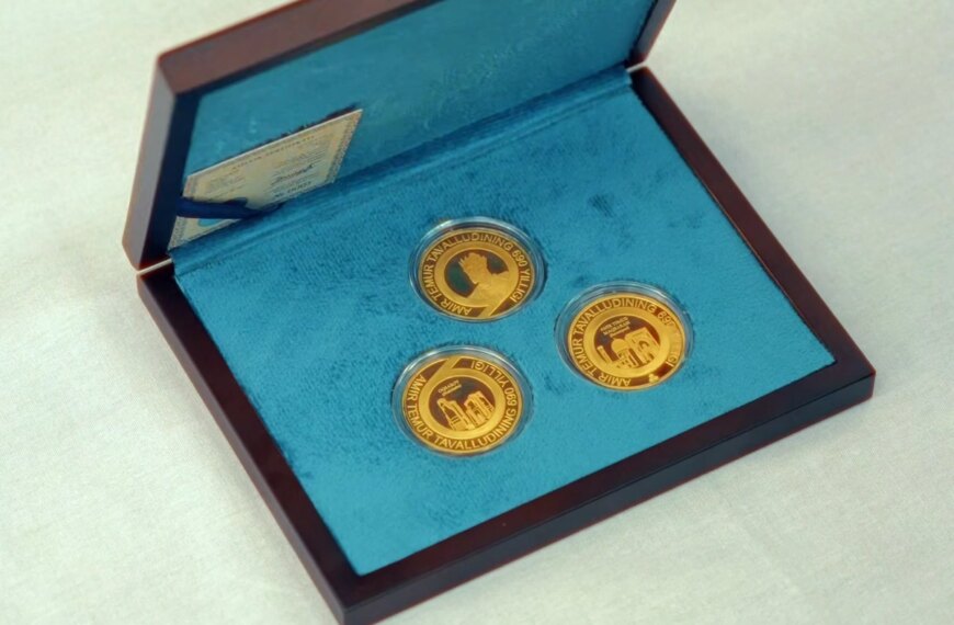 ЦБ Узбекистану випустив пам'ятні монети до 690-річчя Аміра Темура