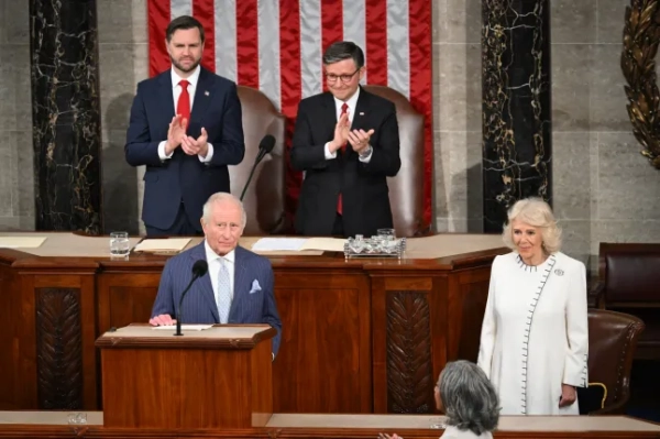 Король Чарльз визнає «жертв бід» після скандалу з Епштейном у&hellip;