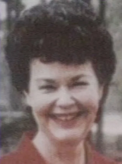 На фото - Марліс Сатер | У вівторок, 21 квітня, у в'язниці штату Флорида стратять 58-річного Чедвіка Вілласі шляхом смертельної ін'єкції за жахливе вбивство його сусідки Марліс Сатер у 1990 році. 24-річний Вілласі обкрадав будинок Сатер у Палм-Бей, коли несподівано повернувся додому. Вілласі побив 56-річну Сатер, зв'язав їй руки та ноги дротом та клейкою стрічкою, а потім жорстоко задушив мотузкою. Пізніше він вимкнув детектори диму, облив її бензином, поставив вентилятор до її ніг і підпалив. Посилання - https://www.wftv.com/news/local/lethal-injection-nears-man-who-murdered-palm-bay-woman-35-years-ago/EY3TQF4UBZCZZAVA4RZUQD7QIA/