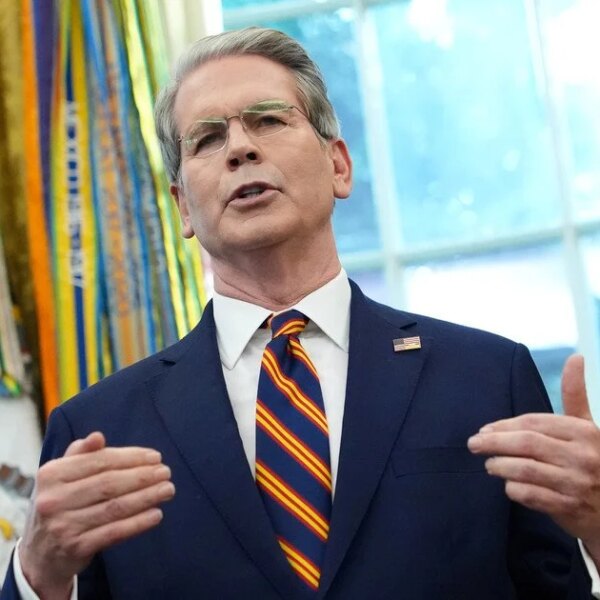 Американські обмеження щодо російської нафти: коментар Бессента