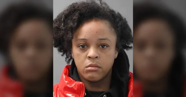 Жінка кинула динаміт у вікно свого партнера, відірвало йому руку