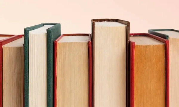 “єКнига”: Які книги найчастіше завантажують українські підлітки?