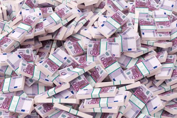 90 миллиардов евро помощи Украине: Пресса узнала о планах по использованию части&hellip;