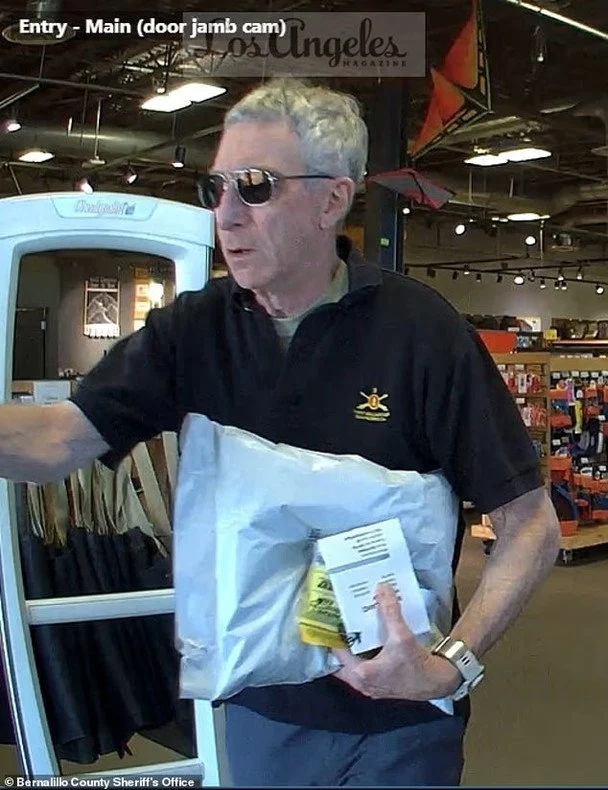 William Neil McCasland exited the store with an unknown package /Photo: Bernalillo County Sheriff's Office