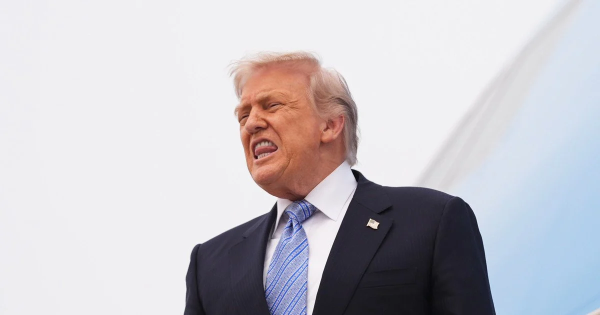 Іран збив американський гелікоптер: Трамп повідомив, що готує у відповідь Іран збив американський гелікоптер: Трамп повідомив, що готує у відповідь